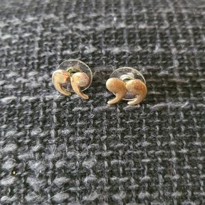 Gold quote earrings